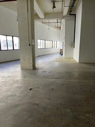 L & Y Building (D20), Warehouse #464689851